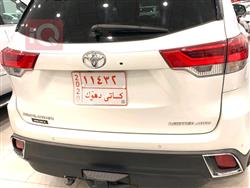تۆیۆتا هایلاندەر